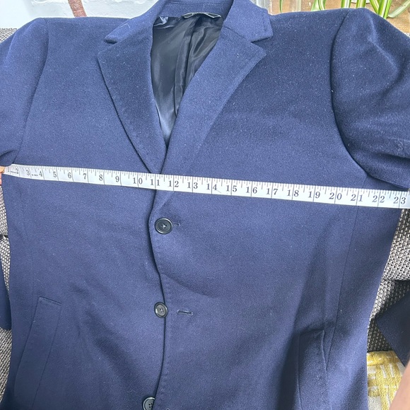 Saks Fifth Avenue Black Label Men’s wool overcoat - Picture 5 of 5